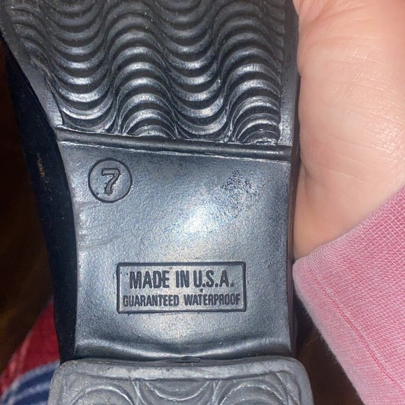 Boots - Picture 4 of 4